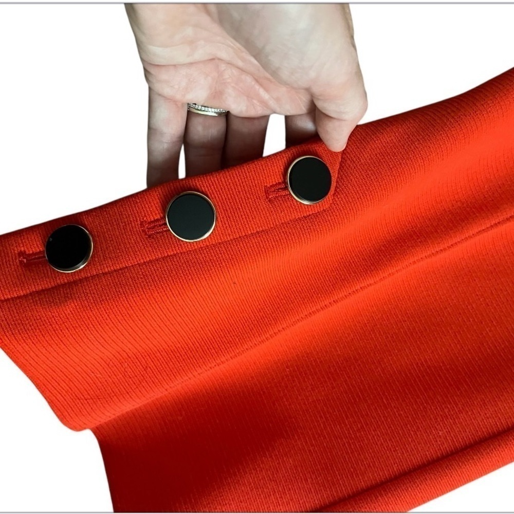Ann Taylor Button Trim Kick Crop Pant, SZ: 4, Vibrant Red - Picture 10 of 10